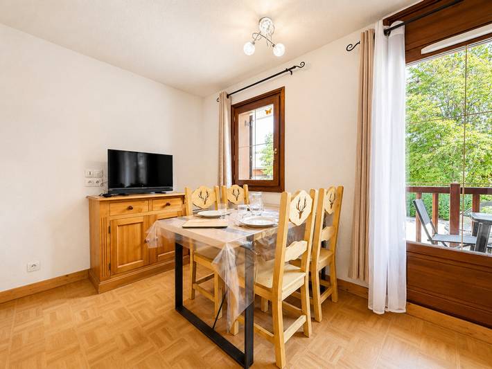 Ganze Wohnung, Angenehme Wohnung an der Skipiste mit Pool in Flumet, Albertville und Umgebung