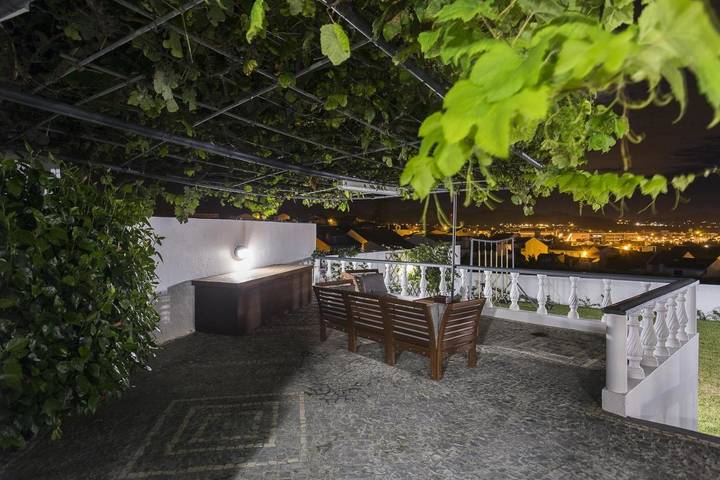 Ferienhaus für 2 Personen, mit Ausblick und Garten sowie Pool auf São Miguel - 3