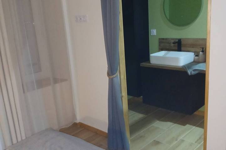 Entire apartment, Apartment T2 3 * 38 M ² new, cozy, very bright in Rochefort, Rochefort region
