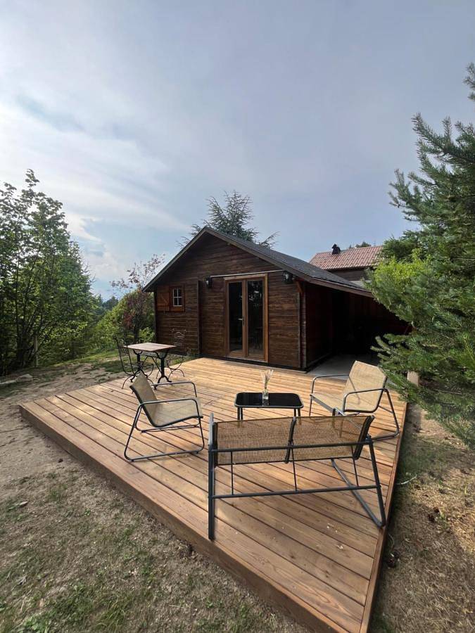 Appartement entier, Petit chalet a la montagne in Lucéram, Côte méditerranéenne (France)