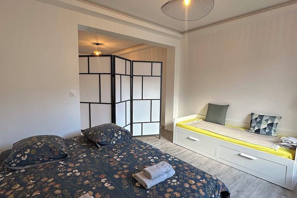 Appartement entier, Le 14 - Nouveau T3 rénové - stationnement gratuit - Mulhouse in Riedisheim, Région de Mulhouse