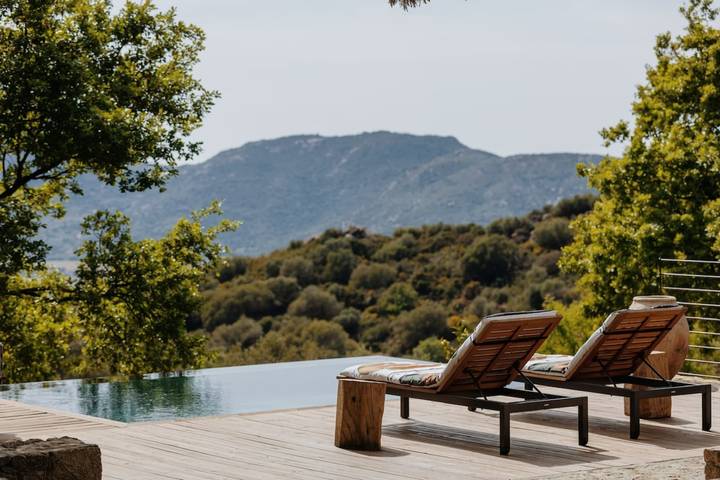 Location de vacances pour 2 personnes, avec jardin ainsi que terrasse et piscine à Corbara - 4