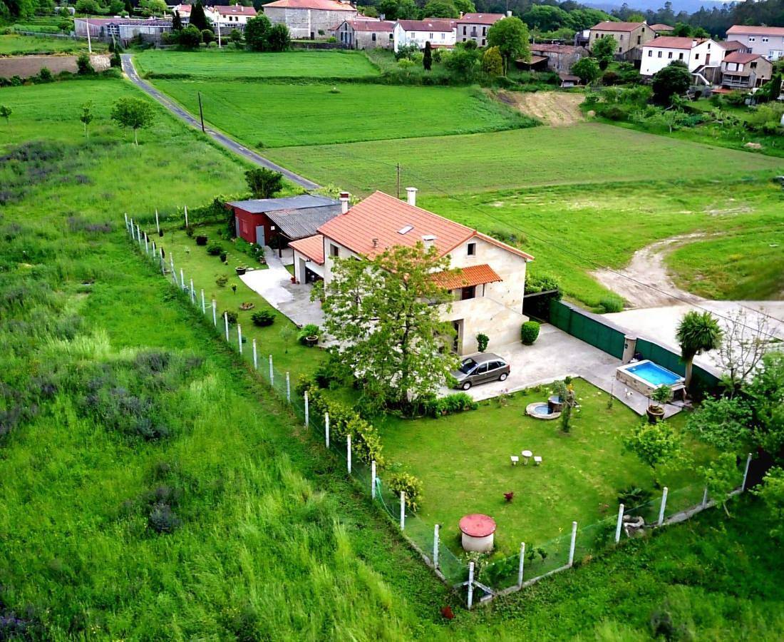 Three-Bedroom House in Brión, Costa de Galicia