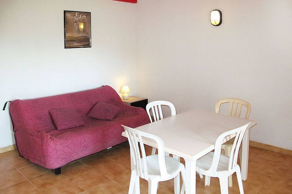 Appartement entier, Agréable appartement pour 4 personnes avec Wifi, Tv et terrasse in Algajola, Région de Calvi