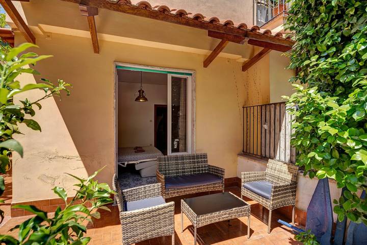 Holiday rental for 5 people, with garden in Naples Province