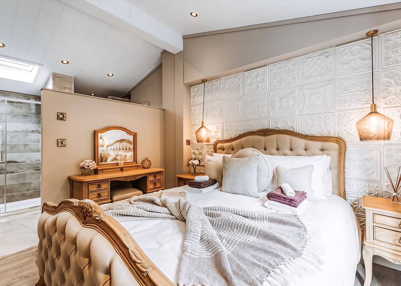 Cedar Lodge in Shropshire