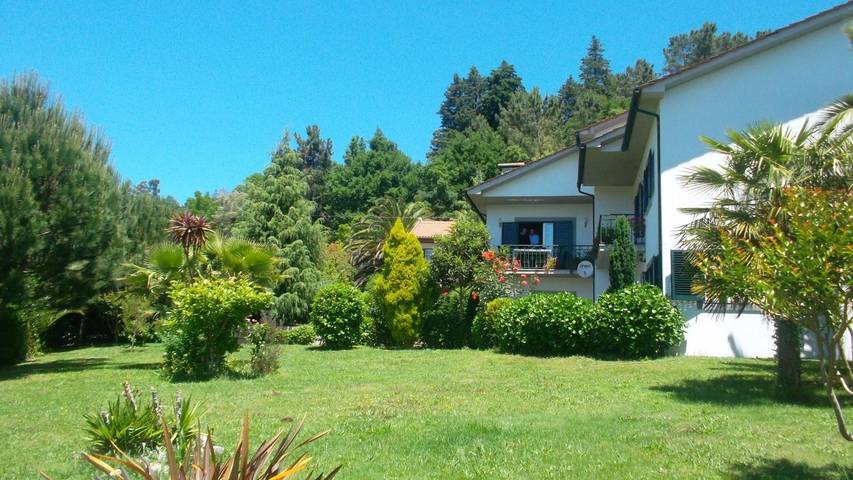 Casa rural para 8 personas, con jacuzzi y jardín, Familias con niños en Distrito de Viseu