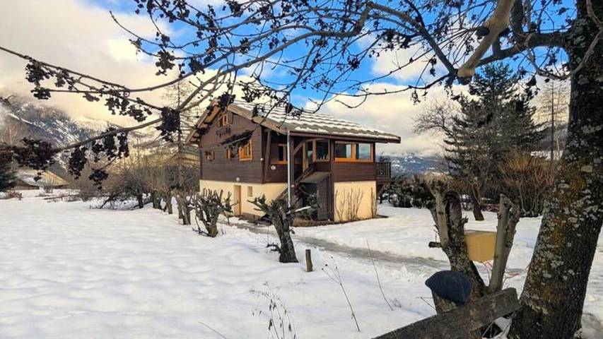 Chalet pour 9 personnes, avec jardin à Puy-Saint-Vincent - 2