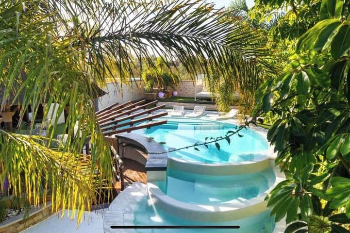 Casa de vacaciones para 8 personas, con jardín además de jacuzzi y terraza, Se admiten mascotas - 1