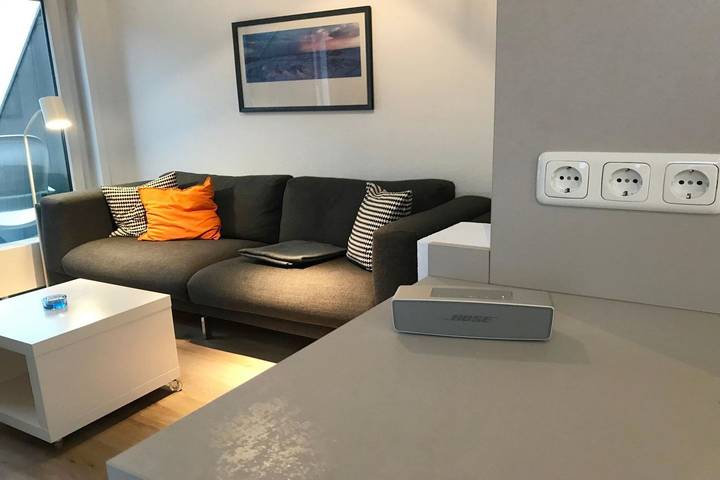 Ganze Wohnung, Exklusive Ferienwohnung mit Blick auf das Meer in Wenningstedt, Sylt