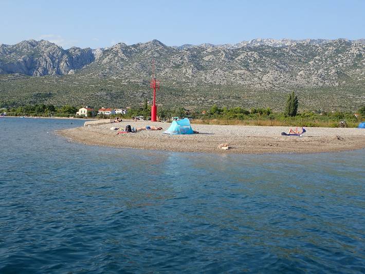 Ganze Wohnung, Ferienwohnung für 3 Personen mit Balkon/Terrasse in Starigrad, Zadar