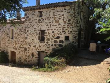 Gîte pour 4 Personnes dans Plats, Région de Tournon-sur-Rhône, Photo 1