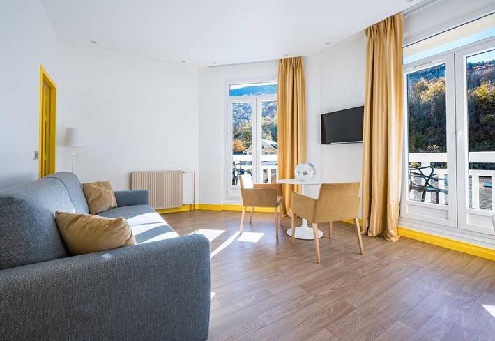 Hôtel pour 2 personnes, avec terrasse et jardin, animaux acceptés dans Casino De Brides Les Bains - 3