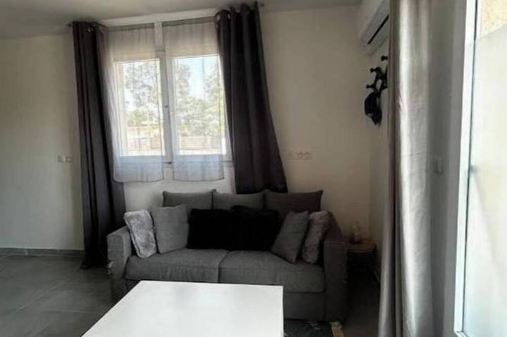 Appartement entier, Maisonnette meublé in Gradignan, Région de Bordeaux