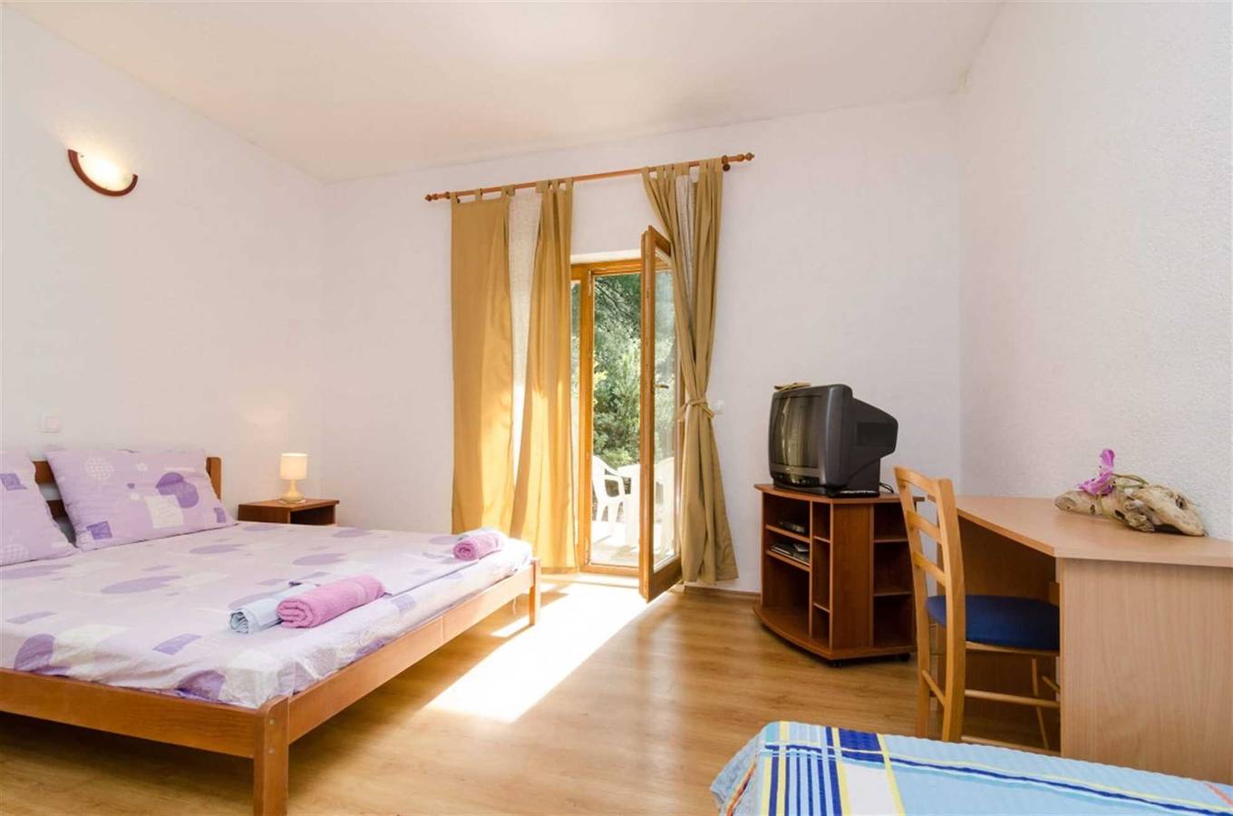 Ganze Wohnung, ##Kalk in der Kokosnuss## in Mljet