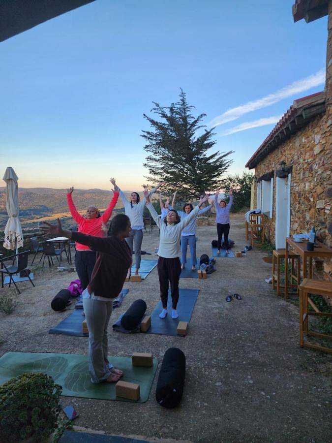 Casa rural para 4 personas, con vistas además de jardín y piscina, Se admiten mascotas en Las Villuercas - 2