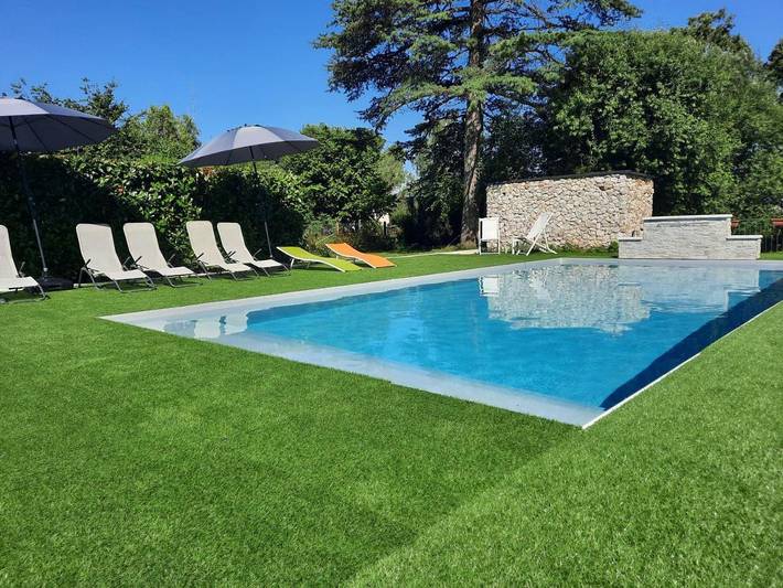 Maison d’hôte pour 4 personnes, avec piscine ainsi que terrasse et jardin à Montreuil-en-Touraine