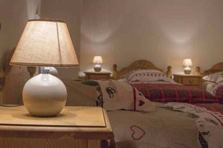 Gîte pour 7 personnes, avec balcon ainsi que jardin et piscine à Les Moussières - 3