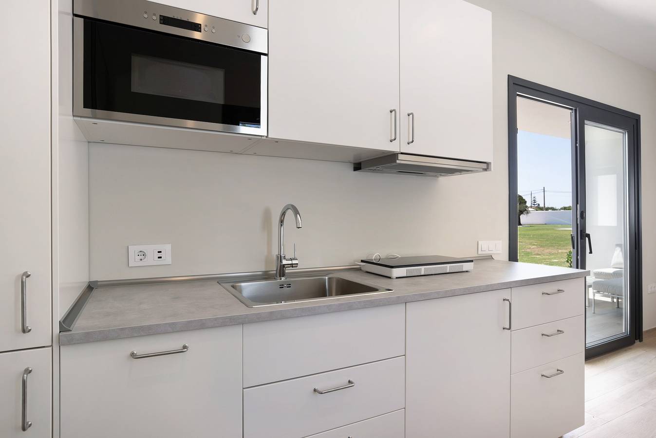 "Villa Preciosa para 12 pax - solo mayores de 25" con piscina privada, Wi-Fi y aire acondicionado in Chiclana de la Frontera, Costa de la Luz