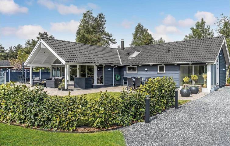 Ferienhaus für 10 Personen, mit Whirlpool und Terrasse sowie Sauna auf Falster