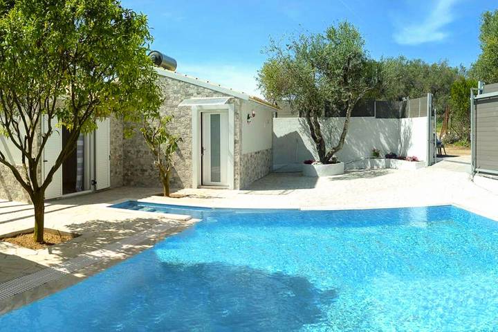 Villa für 3 Personen, mit Whirlpool und Garten auf Korfu - 4