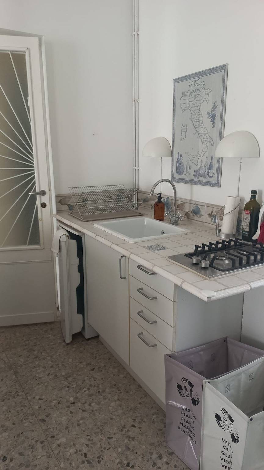 Ganze Wohnung, Ferienhaus im Stadtzentrum von Lesa am Lago in Lesa, Lago Maggiore (Piemont)