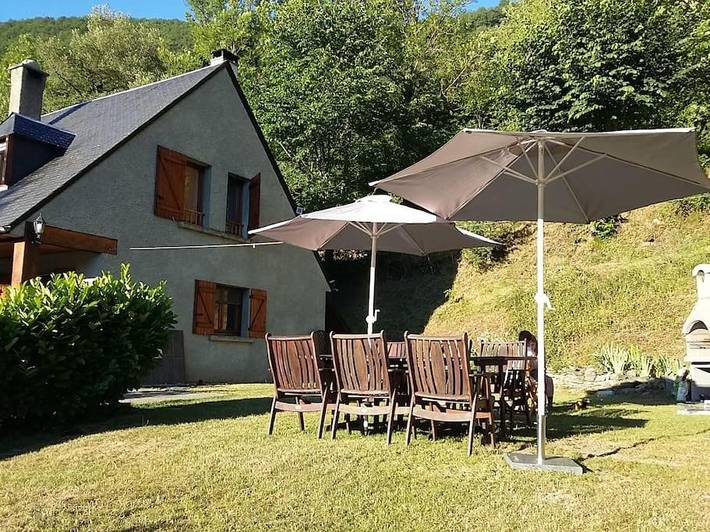 Location de vacances pour 10 personnes, avec vue et jardin à Guchan - 2
