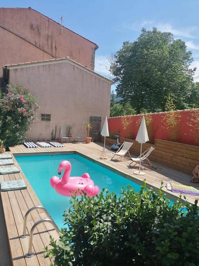 Maison d’hôte pour 2 personnes, avec Vue à Méounes-lès-Montrieux