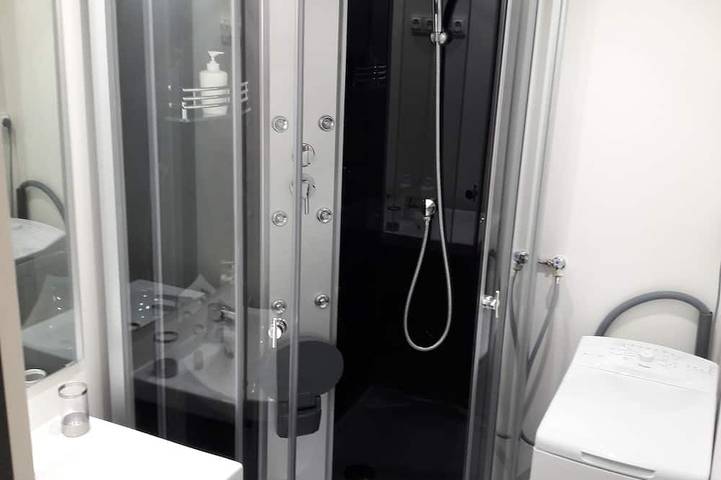 Gîte pour 5 personnes, avec terrasse et jardin dans Thermes De Vals Les Bains - 4