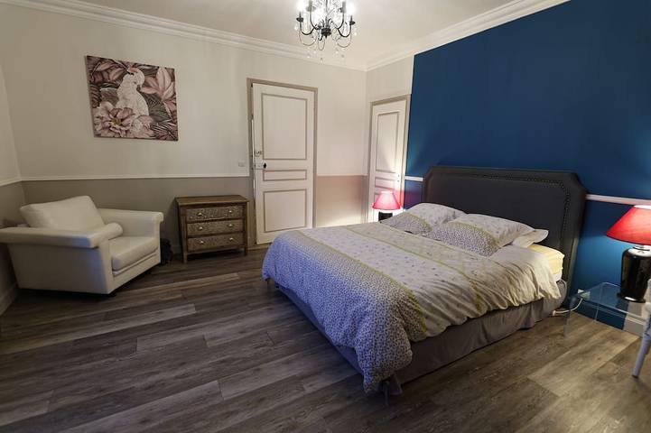 Location de vacances pour 45 personnes, avec jacuzzi ainsi que jardin et sauna, animaux acceptés à Sepmes - 3