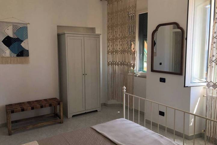 Apartamento entero, Nautilus, appartamento in centro Riomaggiore, a pochi passi da Mare e Stazione. in Riomaggiore, Riomaggiore Municipio