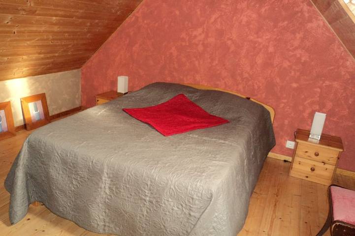 Location de vacances pour 6 personnes, avec terrasse et jardin, animaux acceptés à Plouigneau - 4
