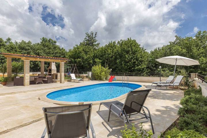 Ferienhaus mit Pool und Garten in Vodnjan, Grad Vodnjan
