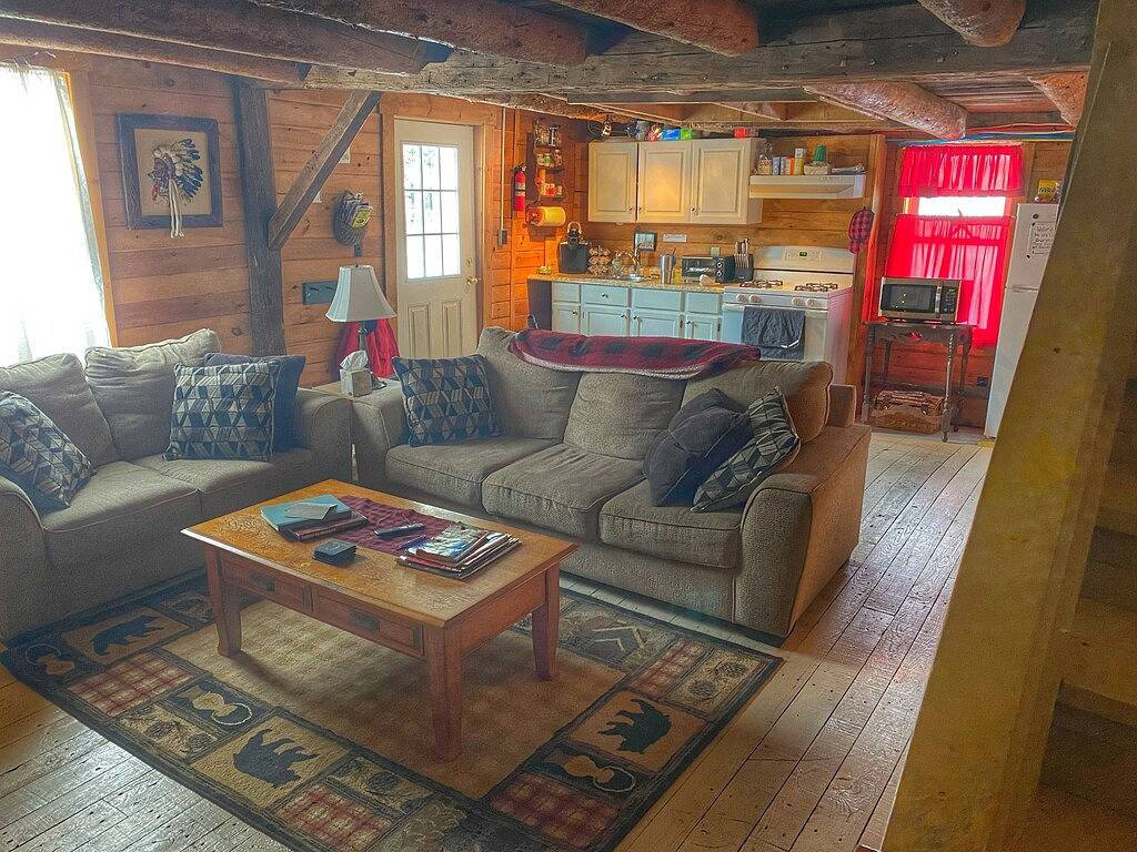 The Coral Cabin in Waterbury, Washington County (VT)