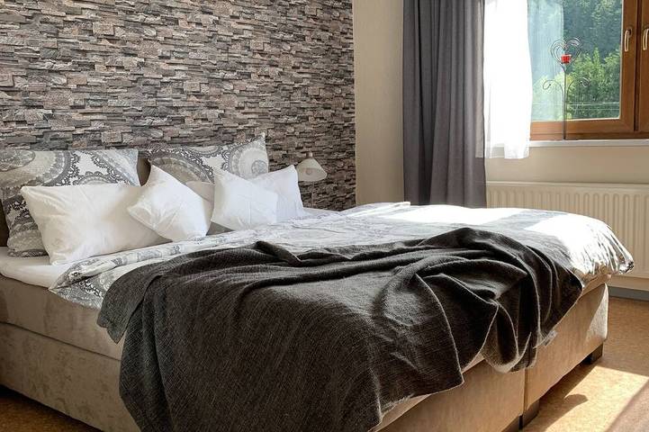 Ferienwohnung für 6 Personen, mit Terrasse und Garten