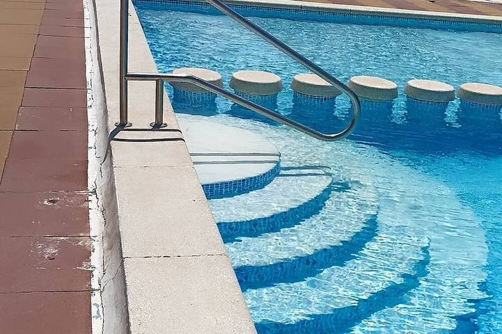 Appartement de vacances pour 5 personnes, avec jardin et piscine - 1