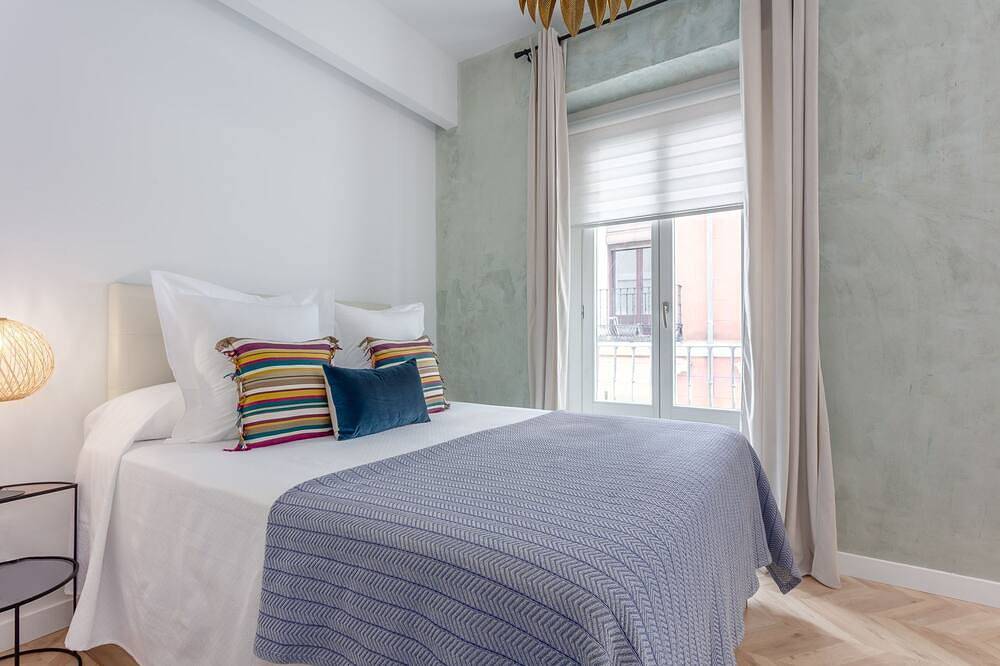 Entire apartment, Stylish Apartment in the Heart of Malasaña in Centro (Madrid), Madrid