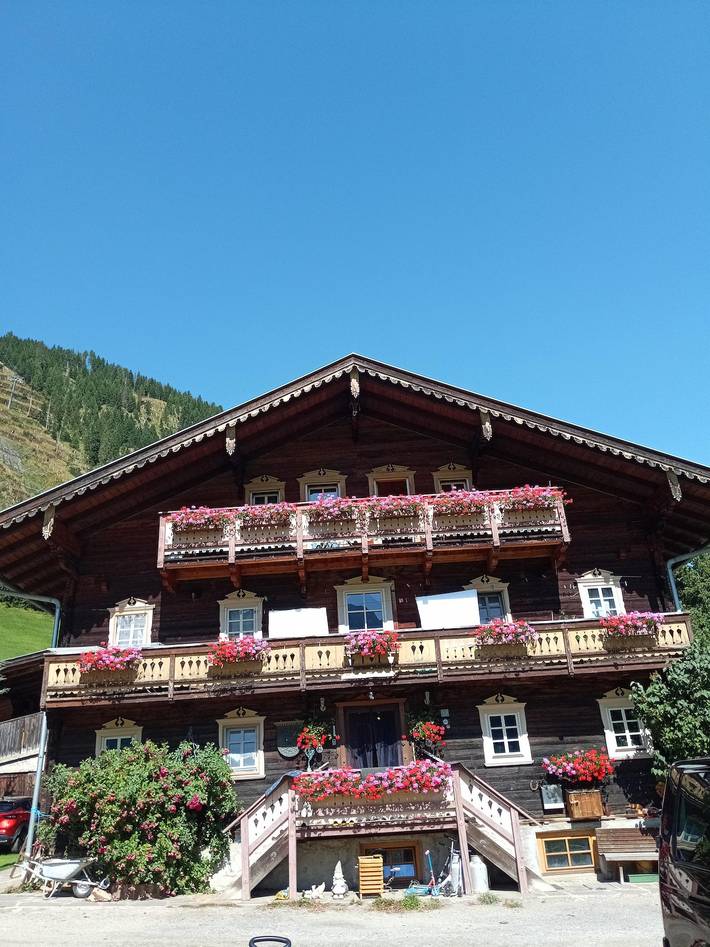 Ferienwohnung für 5 Personen, mit Balkon und Garten