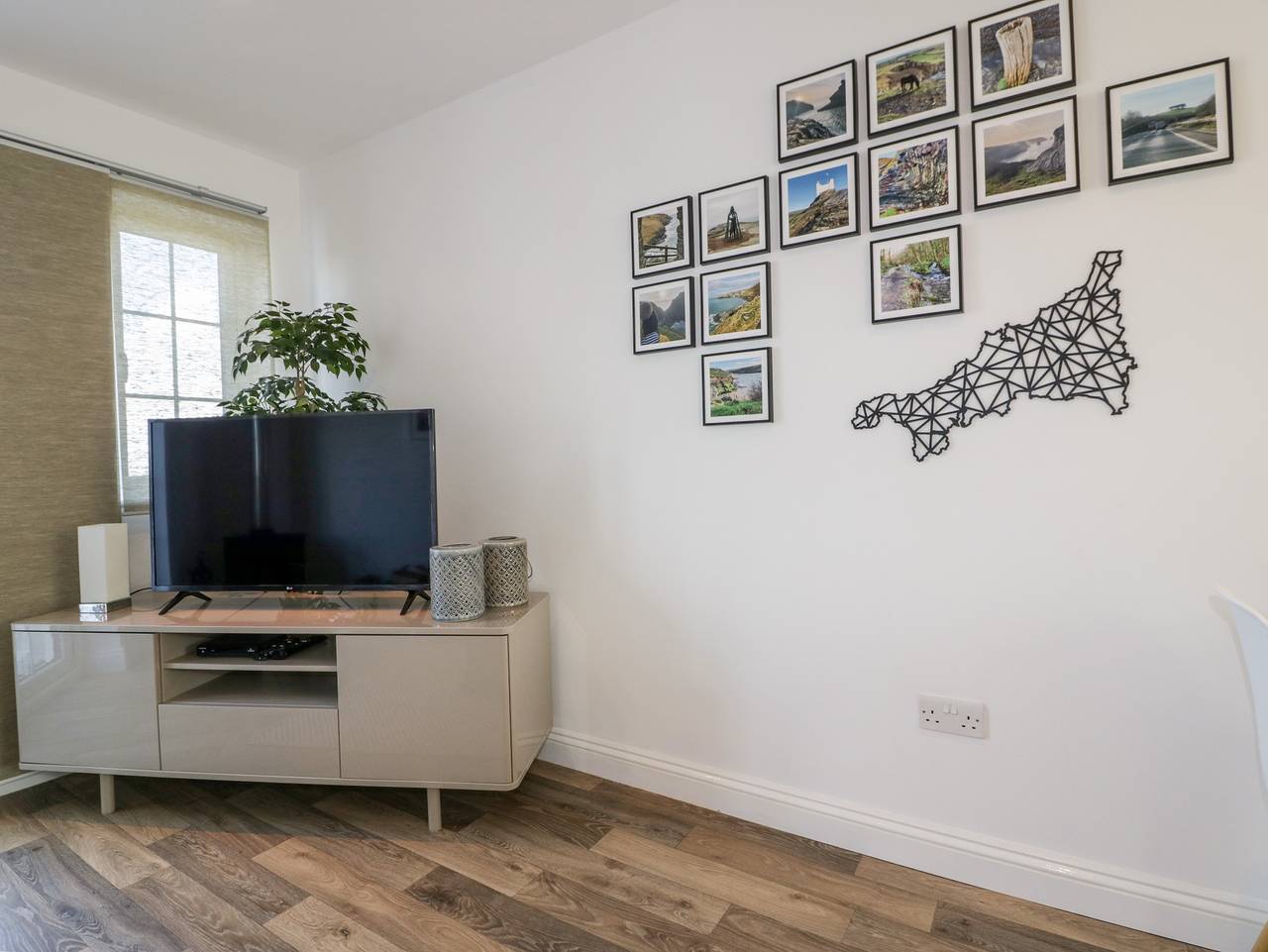 Badgers Way in Tintagel, Pentire Point - Widemouth