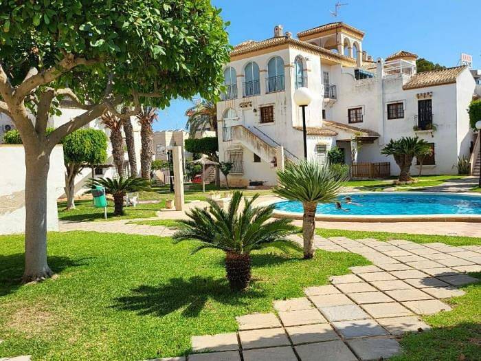 Holiday apartment for 6 people, with terrace and garden as well as pool - 1