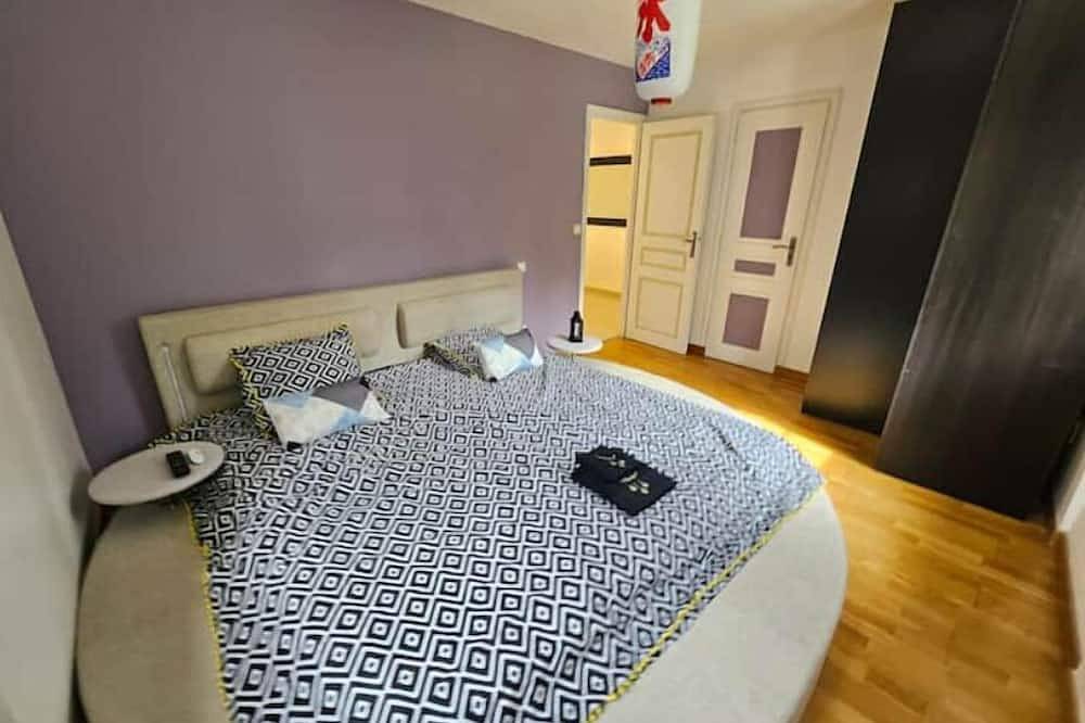 Villa Sweet Birds in Noisy-le-Grand, Seine-Saint-Denis