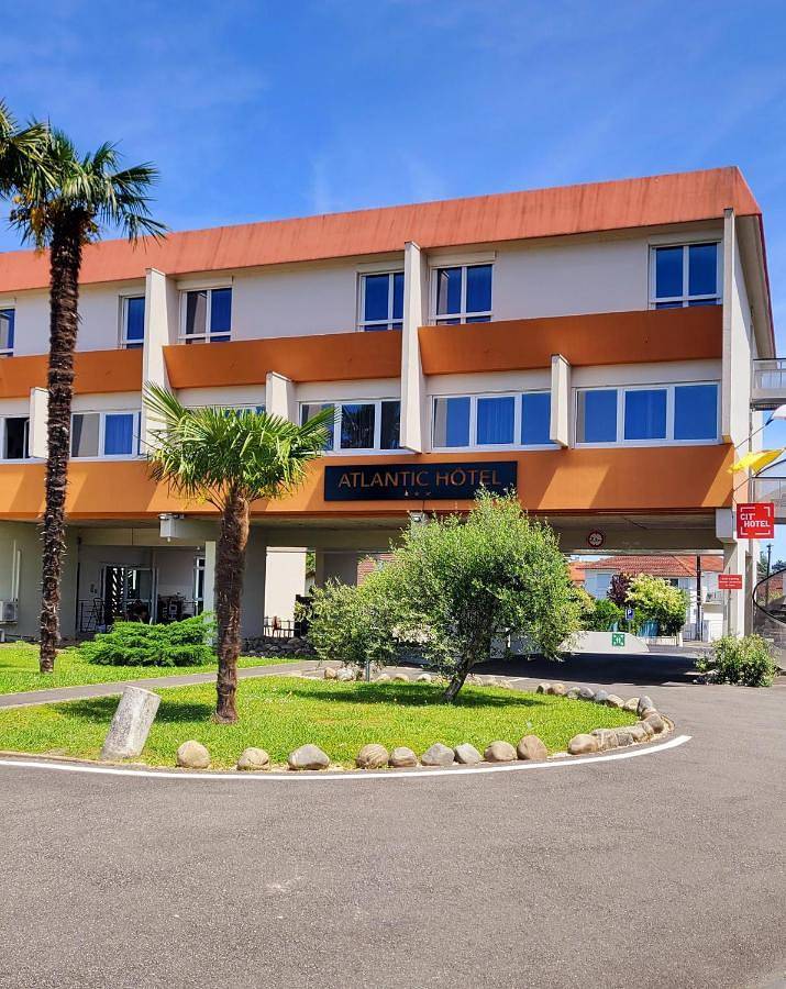 Atlantic Hôtel in Pau, Béarn