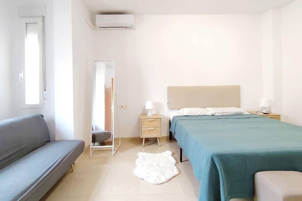 Pet friendly home in Puerto de Sagunto in Puerto de Sagunto, Sagunto