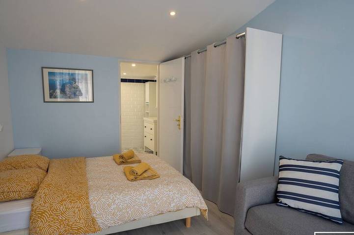 Riboleys - Villa 10 personnes avec piscine privée à 200m de la mer in Vias Plage, Vias