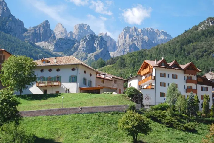 Appartamento vacanze per 3 persone, con panorama e vista lago nonché balcone - 1