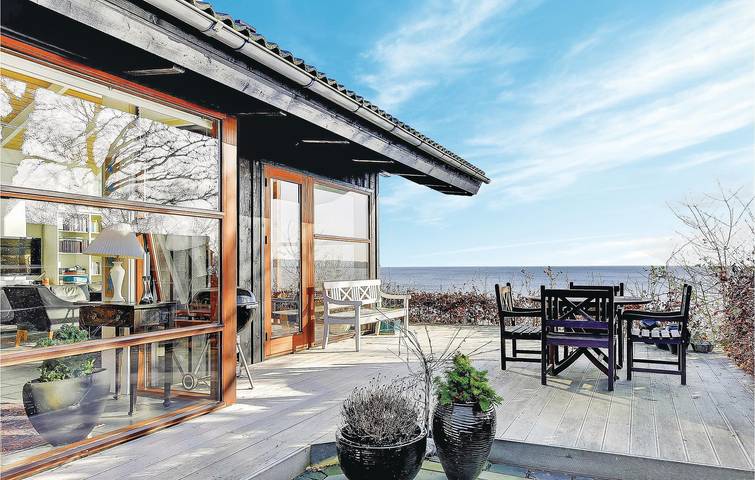 Feriehus for 6 personer, med jacuzzi og terrasse - 1