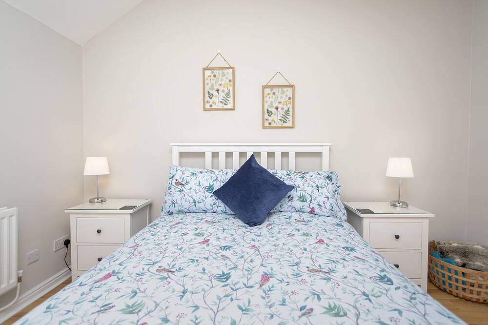 Ferienhaus-Eigenes Badezimmer-Hütte-Meerblick-Two Bedroom in Carrickfergus, Nordirland