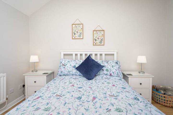 Ferienhaus-Eigenes Badezimmer-Hütte-Meerblick-Two Bedroom in Carrickfergus, Nordirland