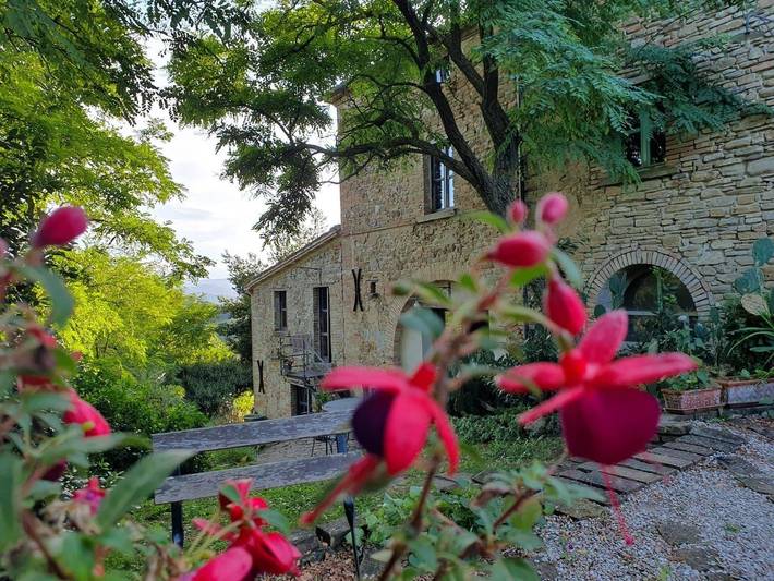 Location de vacances pour 8 personnes, avec Terrasse et Jardin à Piandimeleto