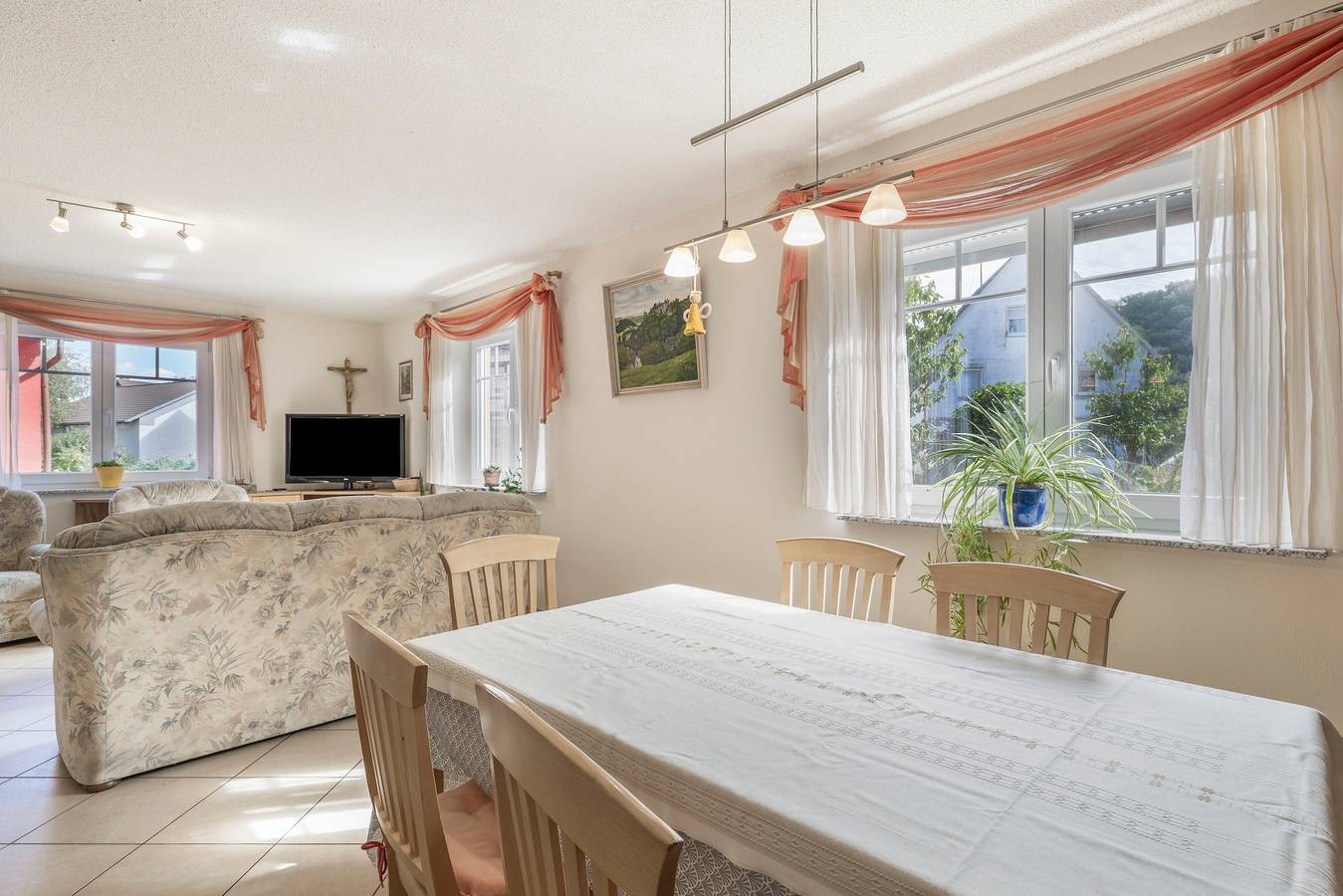 Hel lägenhet, Apartment 'Eg' with Private Terrace, Private Garden and Wi-Fi in Krautheim, Hohenlohe